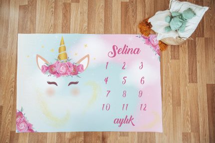 Colorful Unicorn Tasarımlı Bebek Aylık Anı Örtüsü