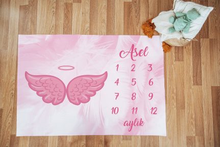 Pembe Melek Kanat Tasarımlı Bebek Aylık Anı Örtüsü