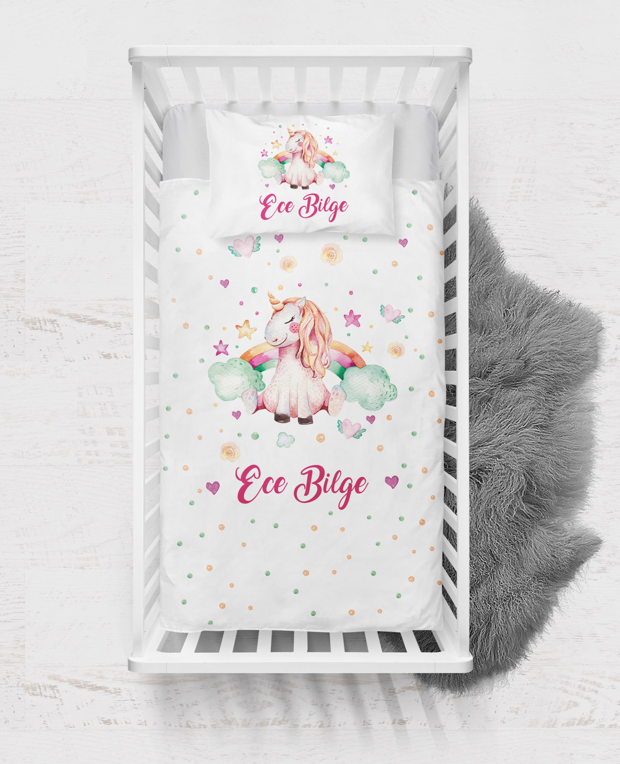 Gökkuşağı Unicorn Temalı İsme Özel Bebek Nevresim