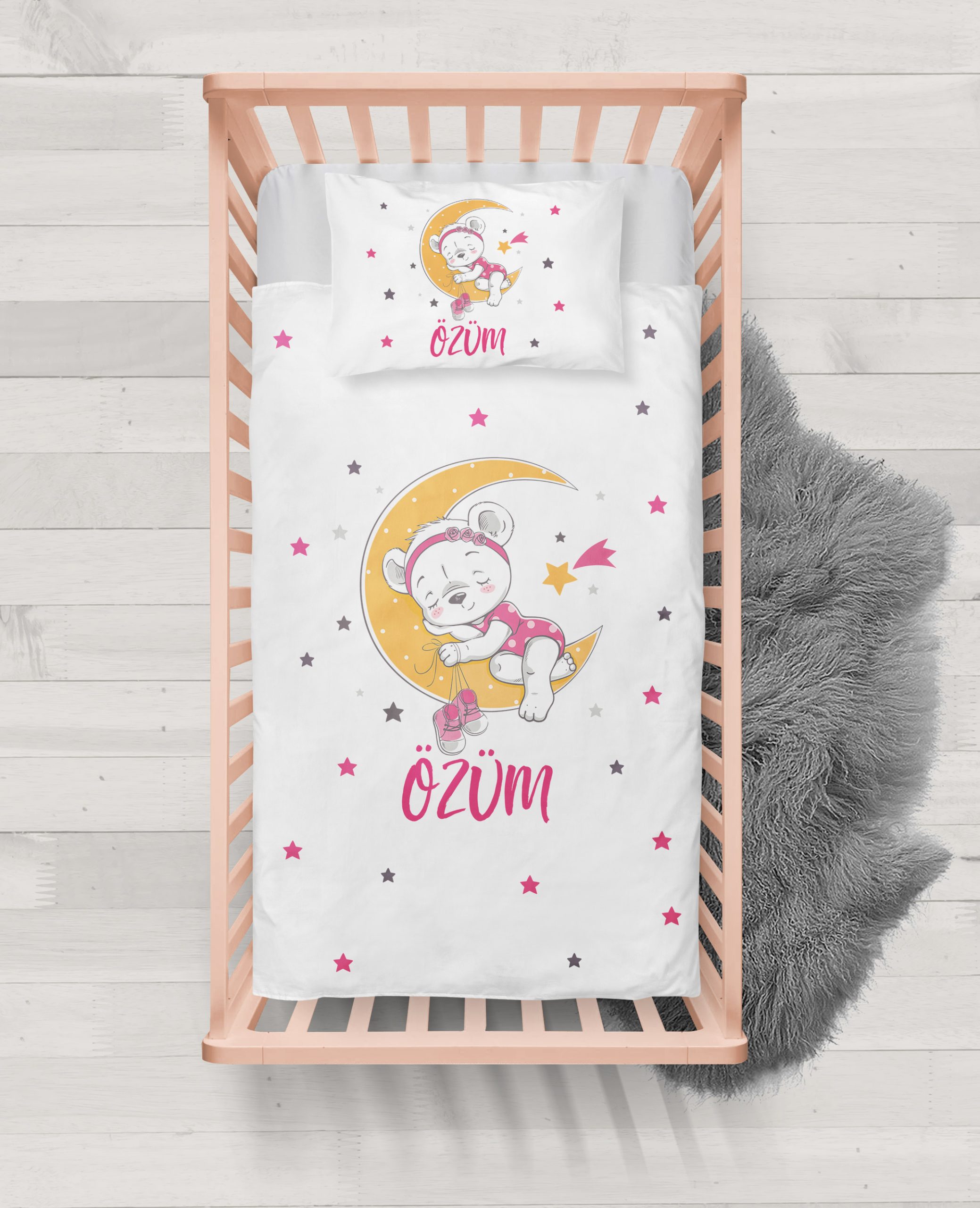 Pembe Pijamalı Ayıcık Tasarımlı Nevresim